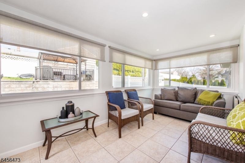 24 Lennon Pl Property Photo 19