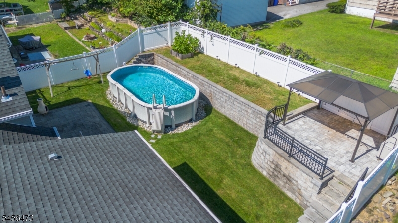 24 Lennon Pl Property Photo 26