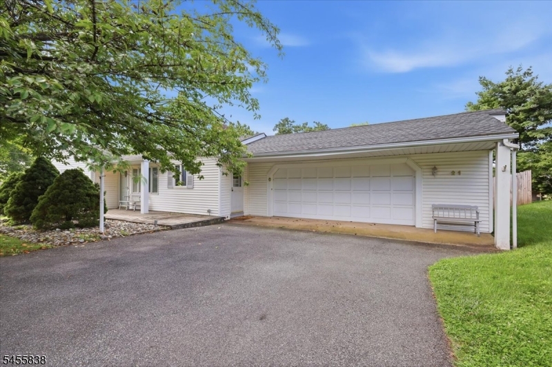21 Cedar Grove Rd Property Photo 1