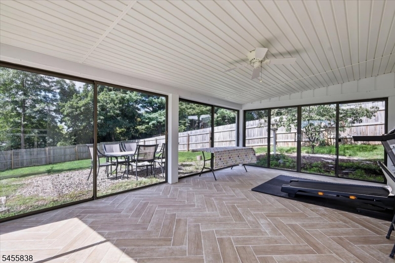 21 Cedar Grove Rd Property Photo 12