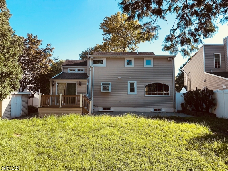 26 Hetherington Rd Property Photo 16