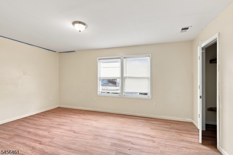 64 Fabyan Pl 2 Property Photo 13