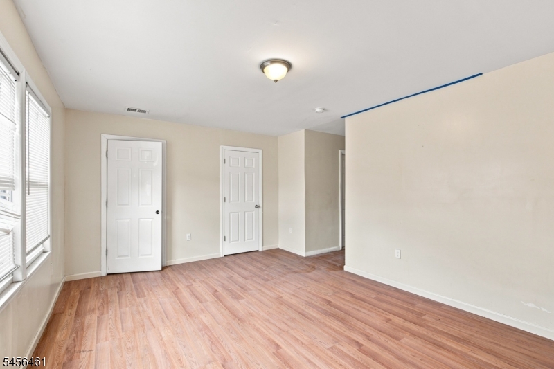 64 Fabyan Pl 2 Property Photo 14