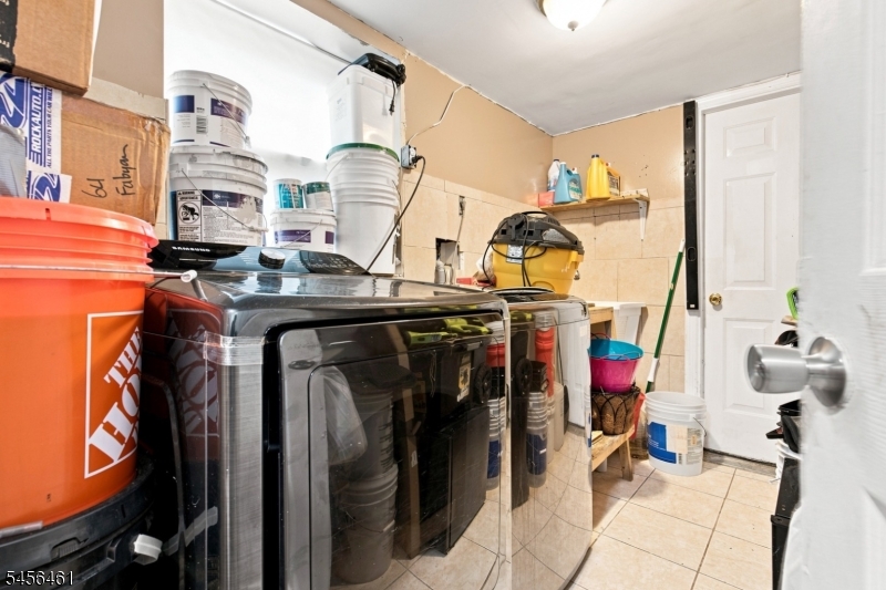 64 Fabyan Pl 2 Property Photo 20