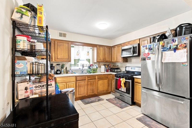 64 Fabyan Pl 2 Property Photo 22