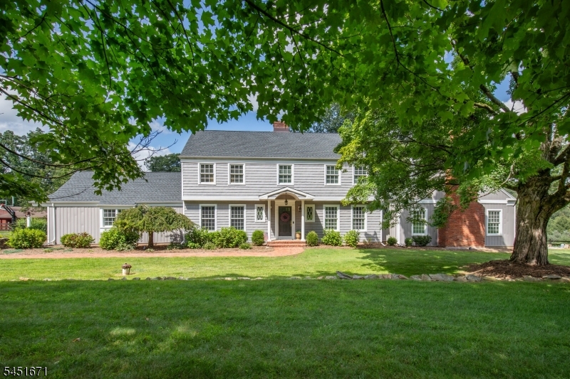 5 Scarlet Oak Rd Property Photo 2