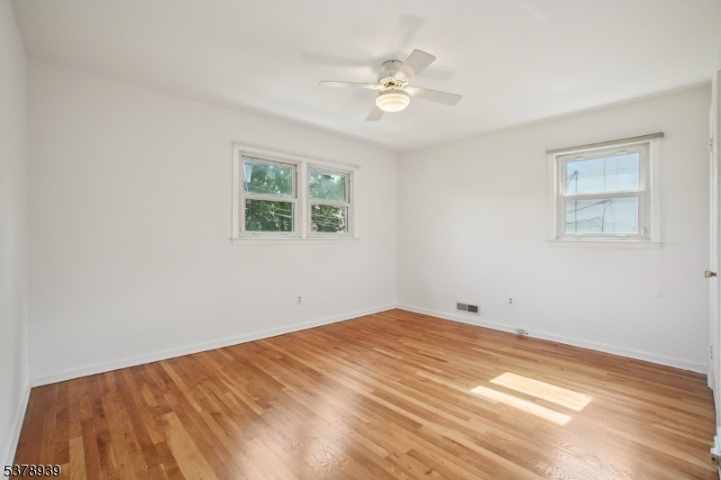 15 Mansfield Ct Property Photo 15