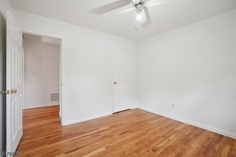 15 Mansfield Ct Property Photo 16
