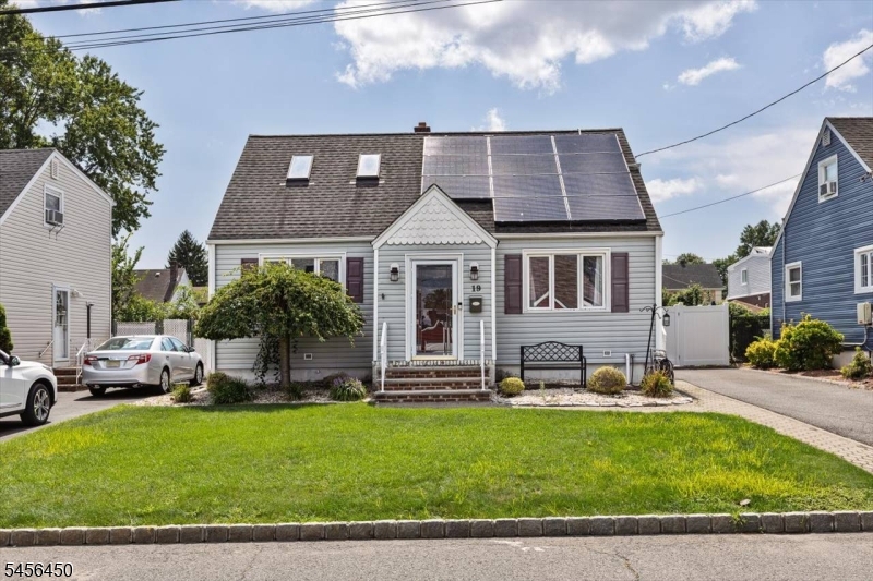 19 Overhill Rd Property Photo 3