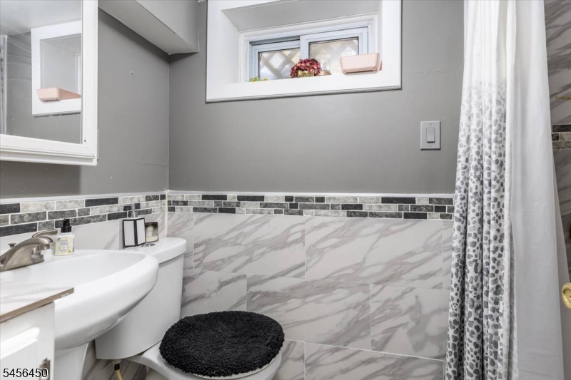 19 Overhill Rd Property Photo 18