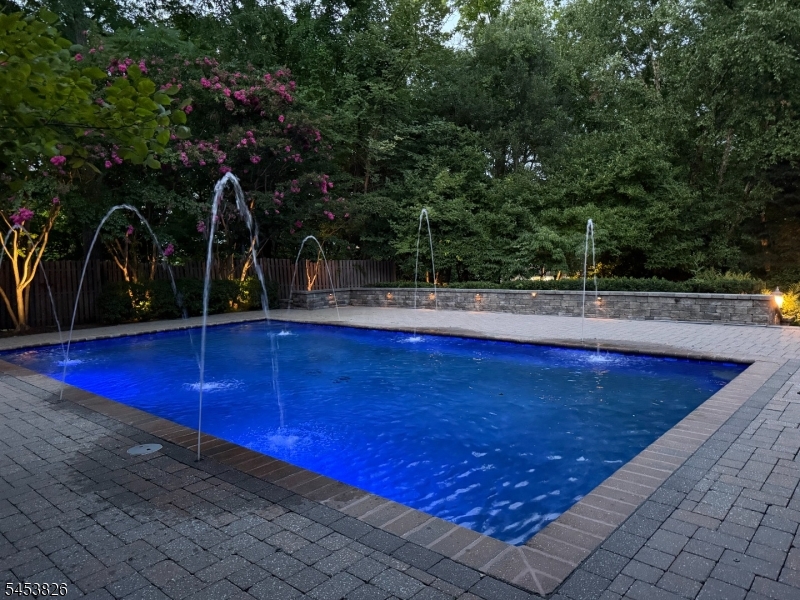 1460 Alps Rd Property Photo 2