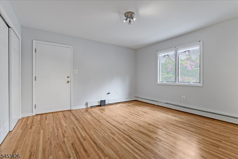 1460 Alps Rd Property Photo 22