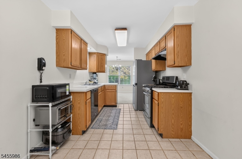 46 Haverhill Ct Property Photo 12