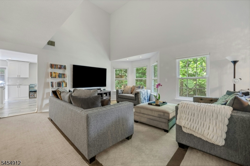 1503 Cornwall Rd Property Photo 8