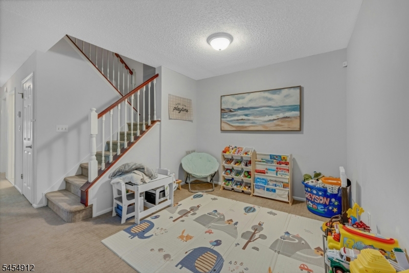 1503 Cornwall Rd Property Photo 9