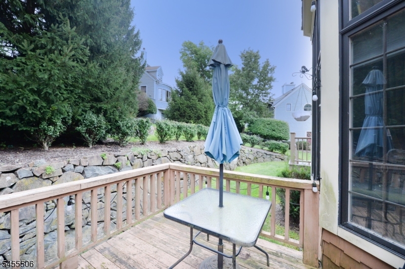 27 Tanager Ct Property Photo 4