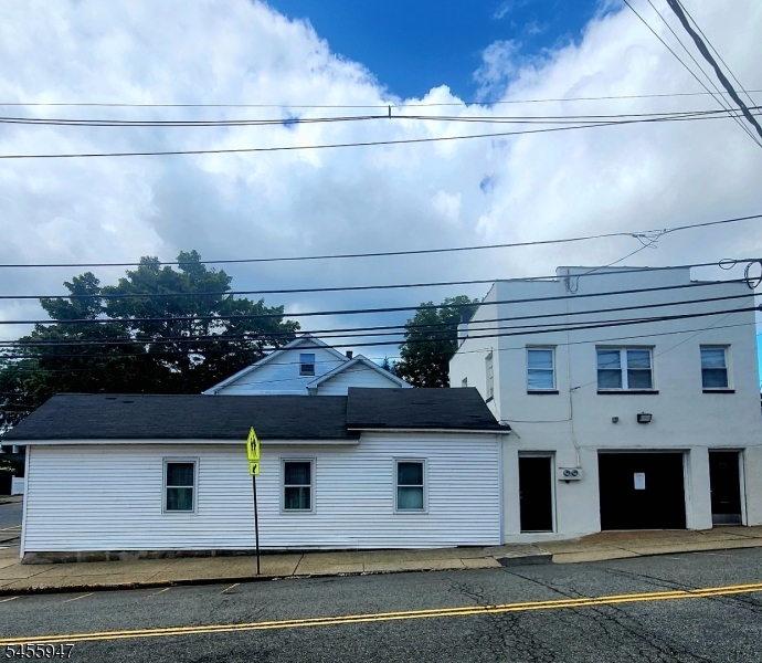 701 Birch St Property Photo 1