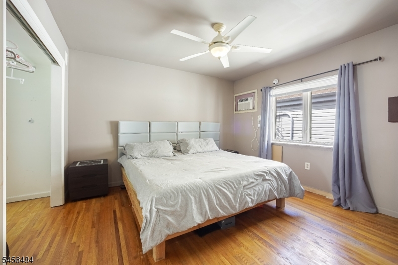 353 Marshall St 3a Property Photo 10