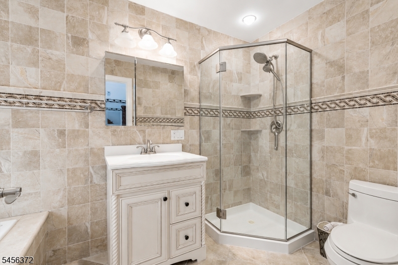 207 Stonehouse Rd Property Photo 14