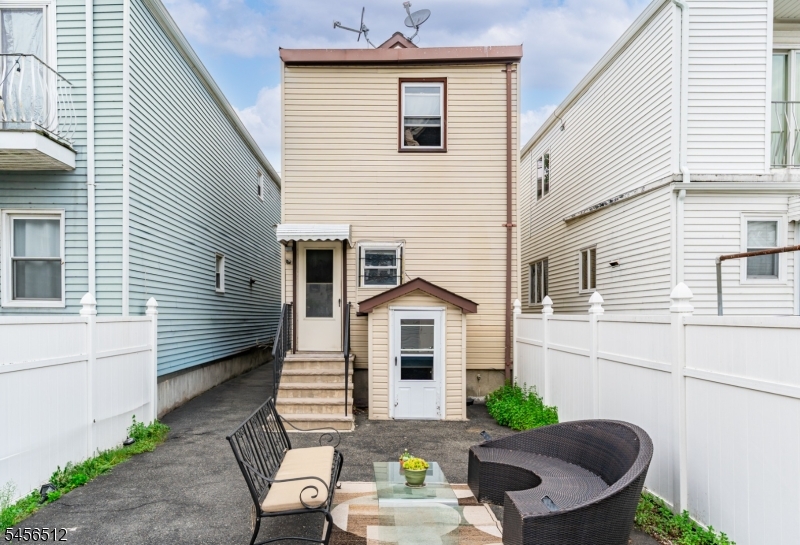 67 Marne St Property Photo 23