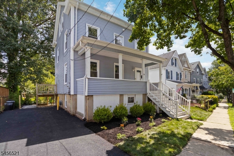 50 Madison St Property Photo 1