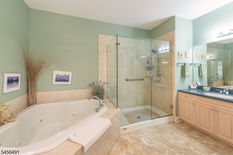 75 Schindler Way Property Photo 20