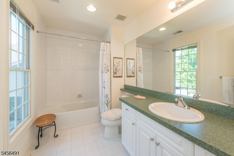 75 Schindler Way Property Photo 24