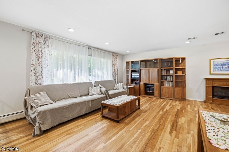 15 Mitchell Rd Property Photo 4