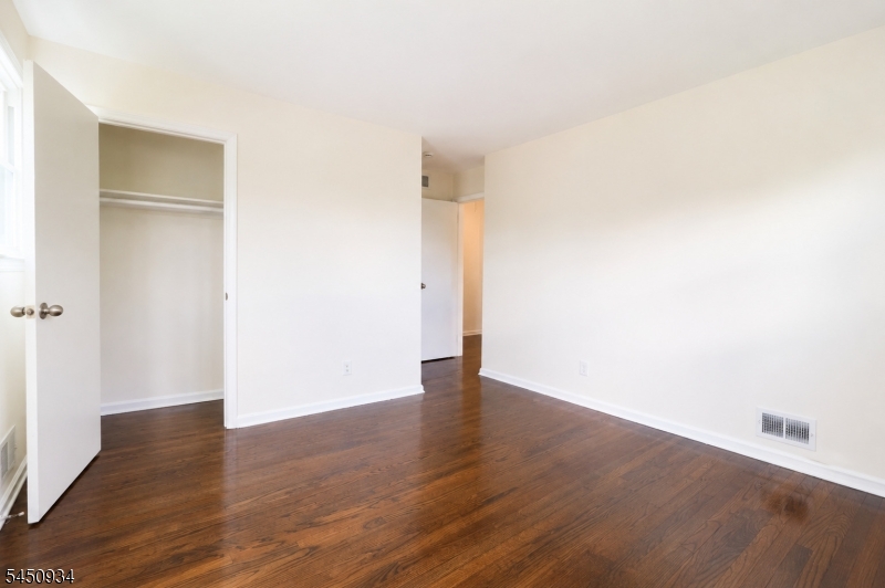 25 Lincoln Ave Property Photo 15