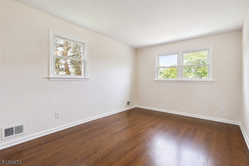 25 Lincoln Ave Property Photo 19