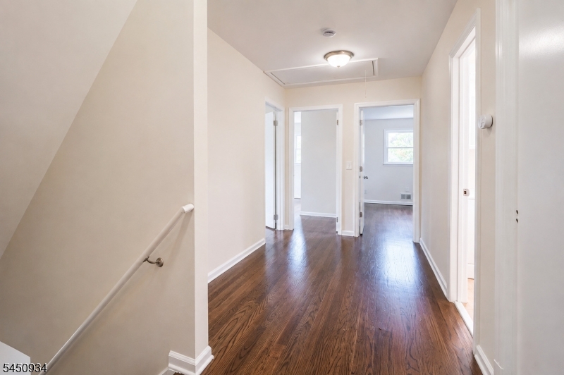25 Lincoln Ave Property Photo 22