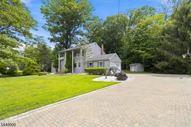 6 Meadowbrook Rd Property Photo 3
