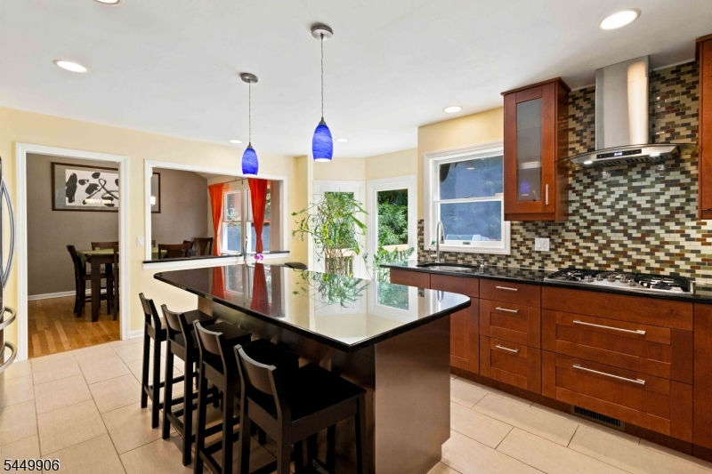 6 Meadowbrook Rd Property Photo 4