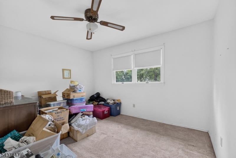 25 Princeton Dr Property Photo 17