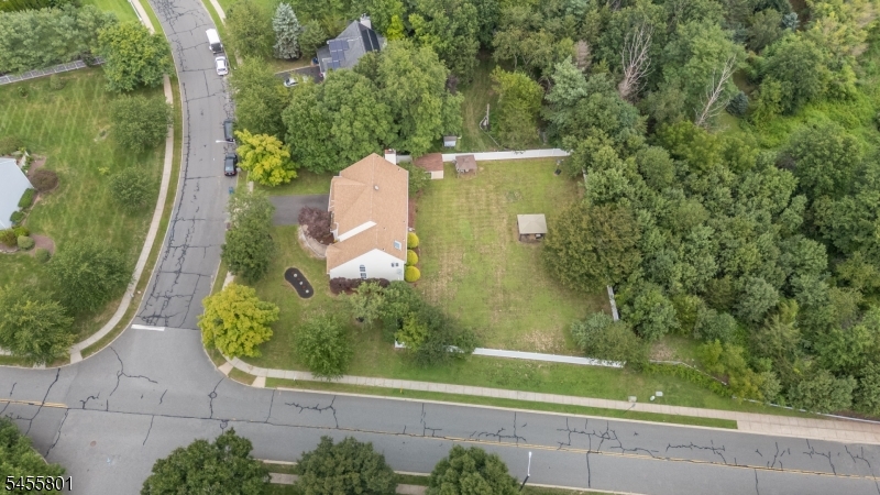 2 Garden Hills Dr Property Photo 41