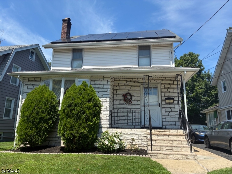 124 Hawthorne Ave Property Photo 1