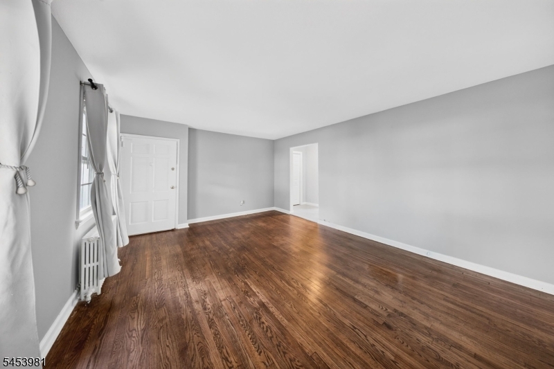 251 Elmwood Ave Property Photo 10