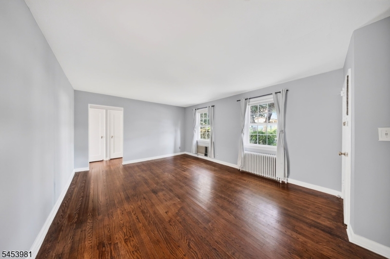251 Elmwood Ave Property Photo 12