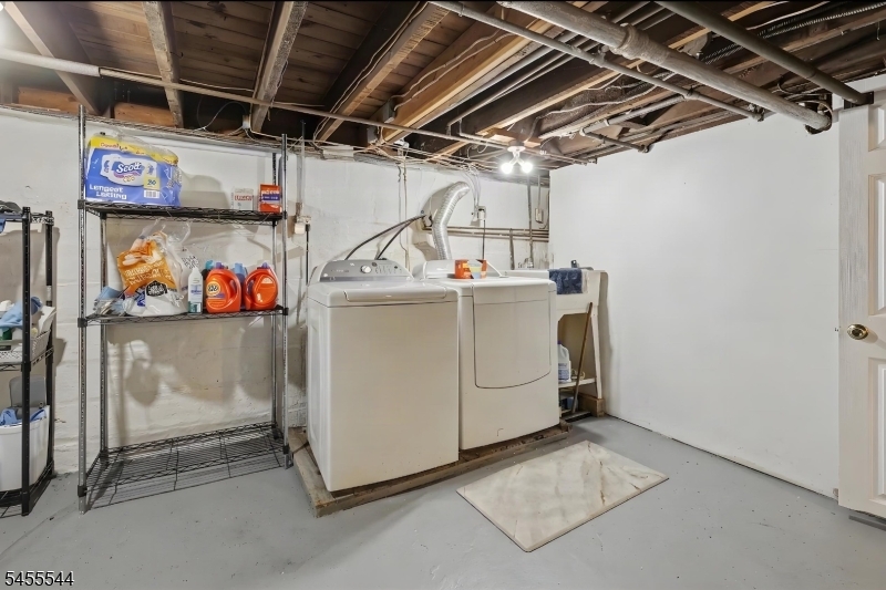 515 Walnut St Property Photo 38