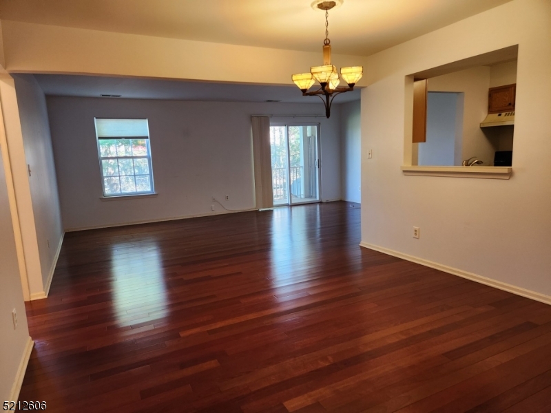 148 Vista Dr Property Photo 2