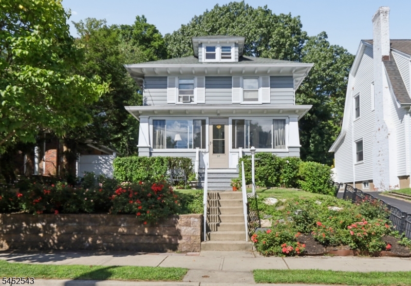 30 Brookside Ave Property Photo 1