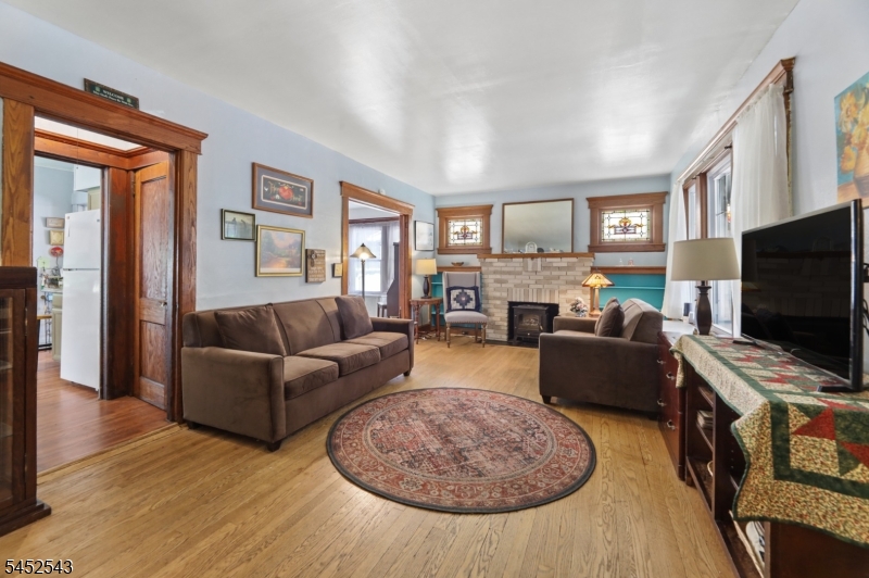 30 Brookside Ave Property Photo 5
