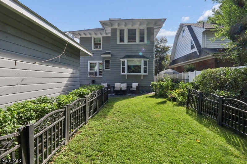 30 Brookside Ave Property Photo 25