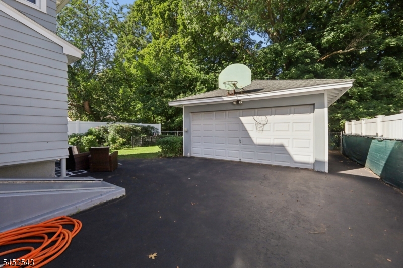 30 Brookside Ave Property Photo 26
