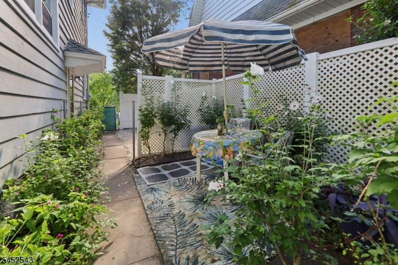 30 Brookside Ave Property Photo 29