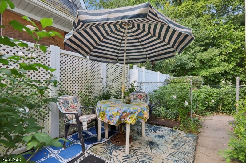 30 Brookside Ave Property Photo 30