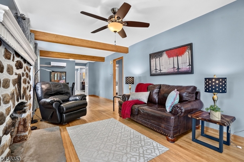 32 Merrie Trl Property Photo 6