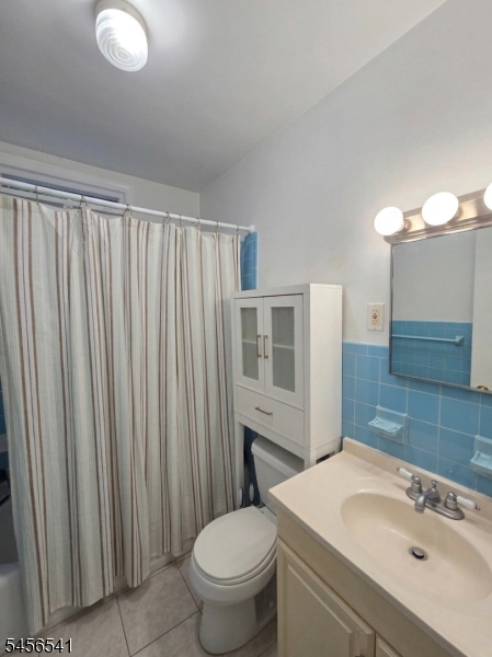 505 Hoboken Rd B Property Photo 5