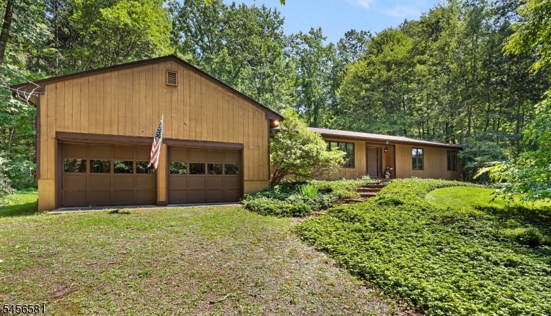 155 Buffalo Hollow Rd Property Photo 2