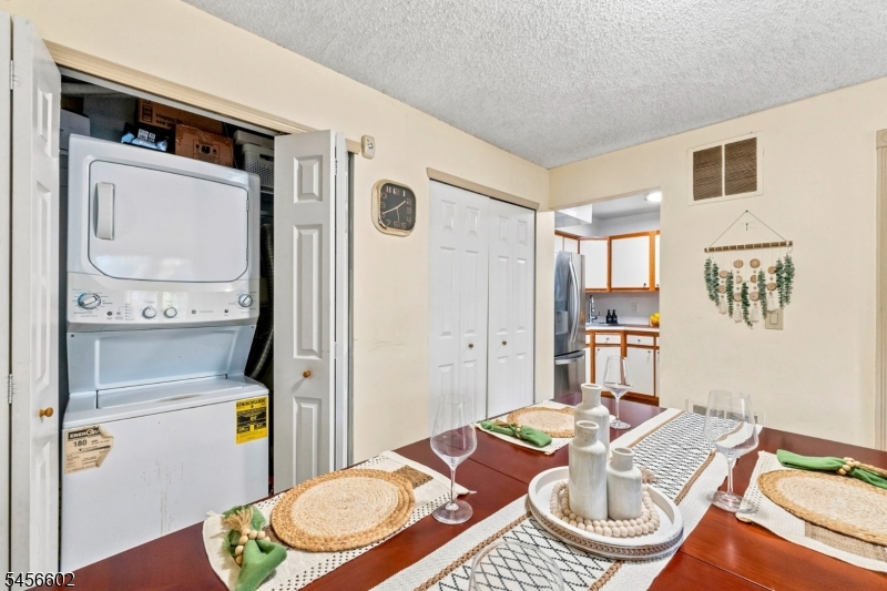 1338 Lavender Ct Property Photo 5